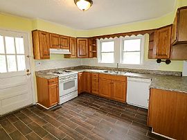 2019 3rd Ave S, Pell City, Al 35128 in Pell City, AL (Photo 3 of 5)