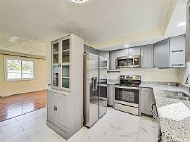 6401 Kilmer St, Landover, Md 20785 in Landover, MD (Photo 4 of 12)