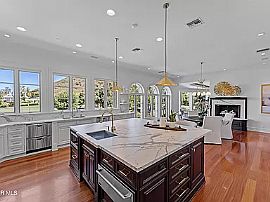 Exquisitely Reimagined Classic Sherwood Country Club  in Agoura, CA (Photo 4 of 5)