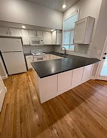 Comfortable 3 Bedroom Home  in Boise, ID (Photo 3 of 9)