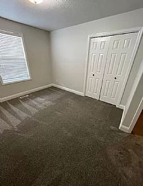 Comfortable 3 Bedroom Home  in Boise, ID (Photo 6 of 9)
