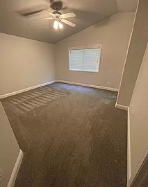 Comfortable 3 Bedroom Home  in Boise, ID (Photo 7 of 9)