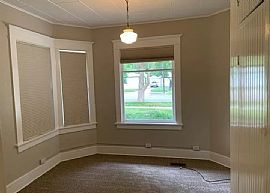 Charming 3 Bedroom Home  in Boise, ID (Photo 5 of 8)