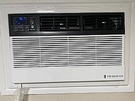 The2 Bedroom, 1 Bath Apartment Is Wonderfully Situated in The H in Houston, TX (Photo 5 of 9)