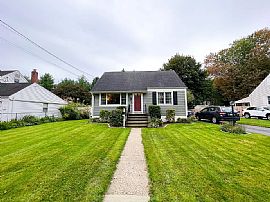 25 Pascip St, Milford, Ct 06461  Charming House For Rent in Milford, CT