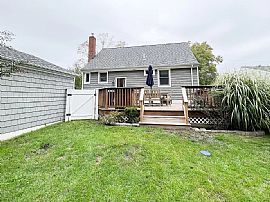 25 Pascip St, Milford, Ct 06461  Charming House For Rent in Milford, CT (Photo 8 of 8)