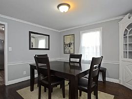 32 Ledgewood Rd, West Hartford, Ct 06107 in West Hartford, CT (Photo 7 of 8)