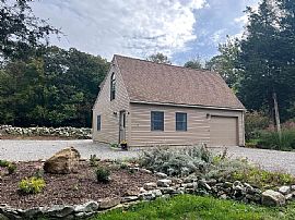 334 Brook St, Groton, Ct 06340 in Groton, CT
