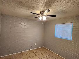 6440-54 South 22nd Street - 6444-01, 6444 S 22nd St, Phoenix, A in Phoenix, AZ (Photo 3 of 5)