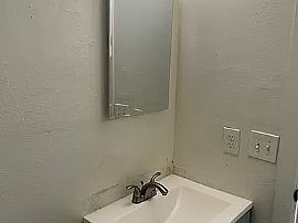 3317 W Jefferson St, # 2/3, Phoenix, Az 85009 in Phoenix, AZ (Photo 2 of 5)