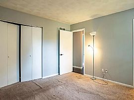 3902 N Melcosta Dr, Peoria, Il 61615  Available For Rent in Peoria, IL (Photo 9 of 9)