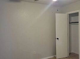 Beautiful Single Family Home in Owasso, OK (Photo 10 of 12)