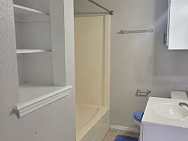 Beautiful Single Family Home in Owasso, OK (Photo 9 of 12)