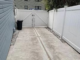 House For Rent  in Staten Island, NY (Photo 7 of 9)