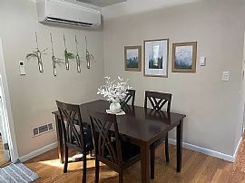 3.Bds in Elk Grove Village, IL (Photo 7 of 11)