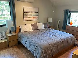 3 Bds in Day, FL (Photo 5 of 10)