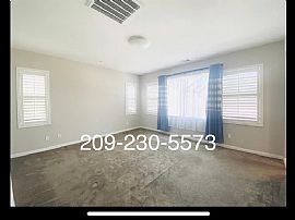 4 Bds in San Diego, CA (Photo 6 of 12)