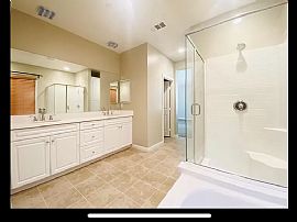 4 Bds in San Diego, CA (Photo 7 of 12)