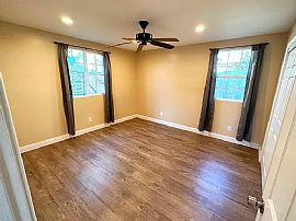 Charming 2bedroom Home in Los Angeles, CA (Photo 4 of 8)