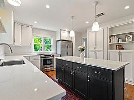 Charming 4 Bedrooms House  in Austin, TX (Photo 2 of 12)