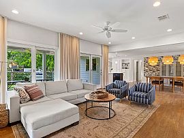 Charming 4 Bedrooms House  in Austin, TX (Photo 3 of 12)