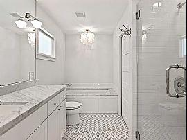 Charming 4 Bedrooms House  in Austin, TX (Photo 8 of 12)