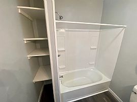 Beautiful 3bd House in Cincinnati, OH (Photo 9 of 11)