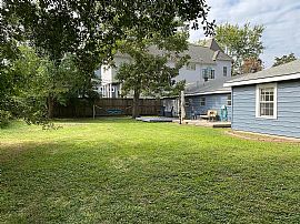 Heights Area Home in Heights, TX (Photo 2 of 12)