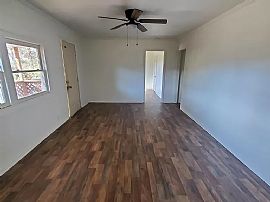 210 Elm St, Springville, Al 35146 in Springville, AL (Photo 2 of 9)