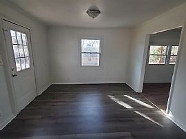 210 Elm St, Springville, Al 35146 in Springville, AL (Photo 3 of 9)