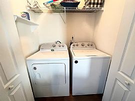 342 Mertle Dr Ne, Huntsville, Al 35810 in Huntsville, AL (Photo 7 of 10)