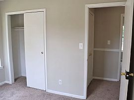 5801 Hyde Park Dr, Montgomery, Al 36117 in Montgomery, AL (Photo 10 of 12)