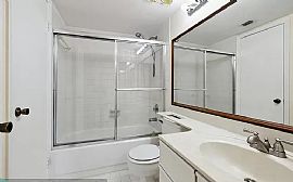 9855 Westview Dr Apt 727, Pompano Beach, Fl 33076 in Pompano Beach, FL (Photo 7 of 11)