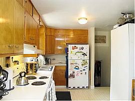 6646 Otis St, Arvada, Co 80003  House For Rent in Arvada, CO (Photo 3 of 6)