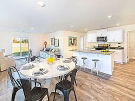  in Greenville, SC (Photo 2 of 10)