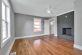 Good 2bedroom 1.5bathroom in Greenville, SC (Photo 9 of 12)