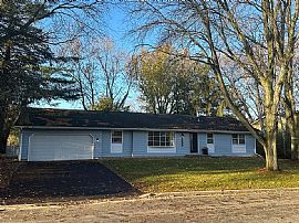 2805 Lyman Ln, Fitchburg, Wi 53711 in Fitchburg, WI