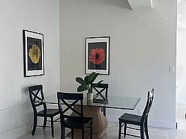 Affordable 5bedroom and 2bathroom in Santa Ana, CA (Photo 10 of 12)