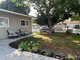 Affordable 5bedroom and 2bathroom in Santa Ana, CA (Photo 2 of 12)