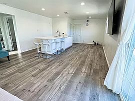 Affordable 1bedroom and 1bathroom in Cypress, CA (Photo 6 of 12)