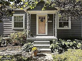 Beautiful 2bed Home  in Louisville, KY