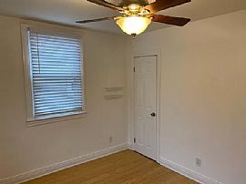 Beautiful 2bed Home  in Louisville, KY (Photo 8 of 12)