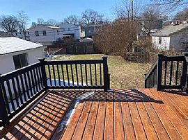 Beautiful 2bed Home  in Louisville, KY (Photo 9 of 12)