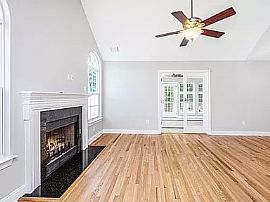Affordable 3bedroom and 2.5bathroom in Charleston, SC (Photo 4 of 12)