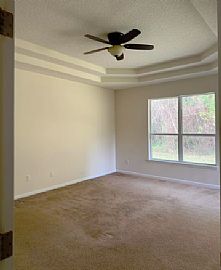 Charming 3 Bedroom Home in Jacksonville, FL (Photo 4 of 8)