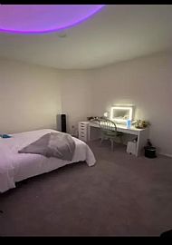 5613 Brooklyn Ave Ne, Seattle, Wa  in Seattle, WA (Photo 7 of 8)