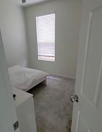 Beautiful Single-Story Home in Liberty Hill, TX (Photo 4 of 9)