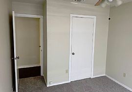 Charming 3 Bedroom Home in Arlington, TX (Photo 6 of 8)