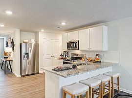 504 Glenhurst Ct, Salisbury, Md 21801 in Salisbury, MD (Photo 4 of 7)