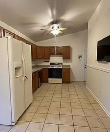 1023 Waite Ave, Sykesville, Md 21784 in Sykesville, MD (Photo 6 of 10)